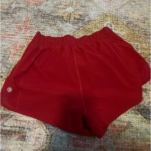 red lululemon hotty hot shorts